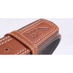 139 Nahkapanta "CoLLaR Soft" (leveys 20mm, pituus 30-39cm) Ruskea